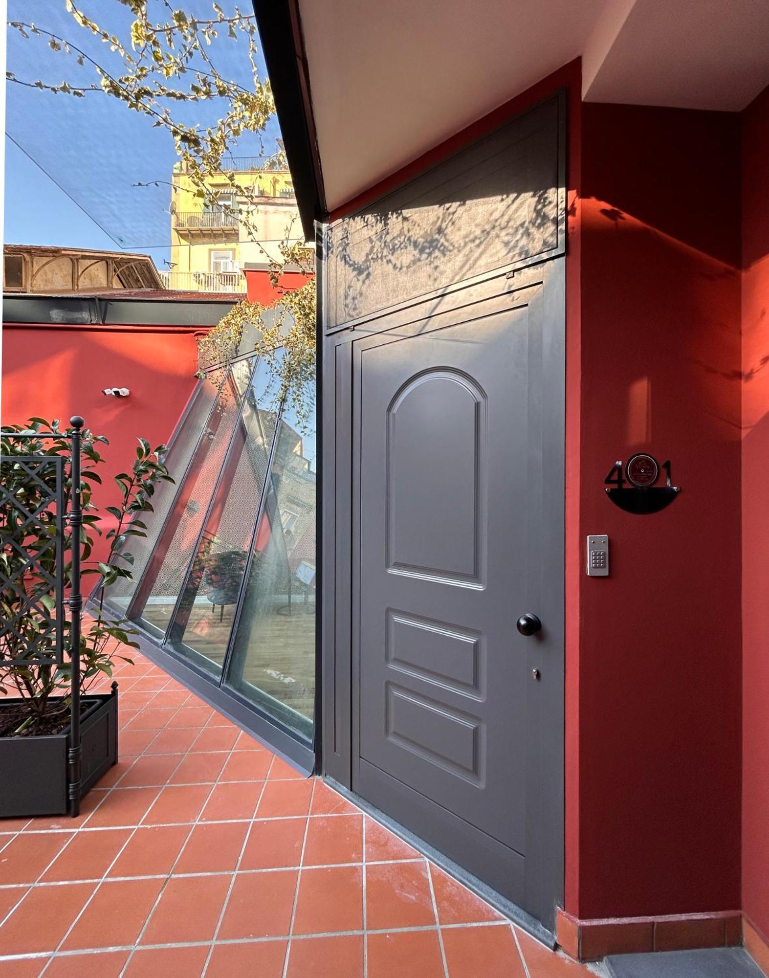 Caruso Place Boutique & Wellness Suites Napoli Bagian luar foto