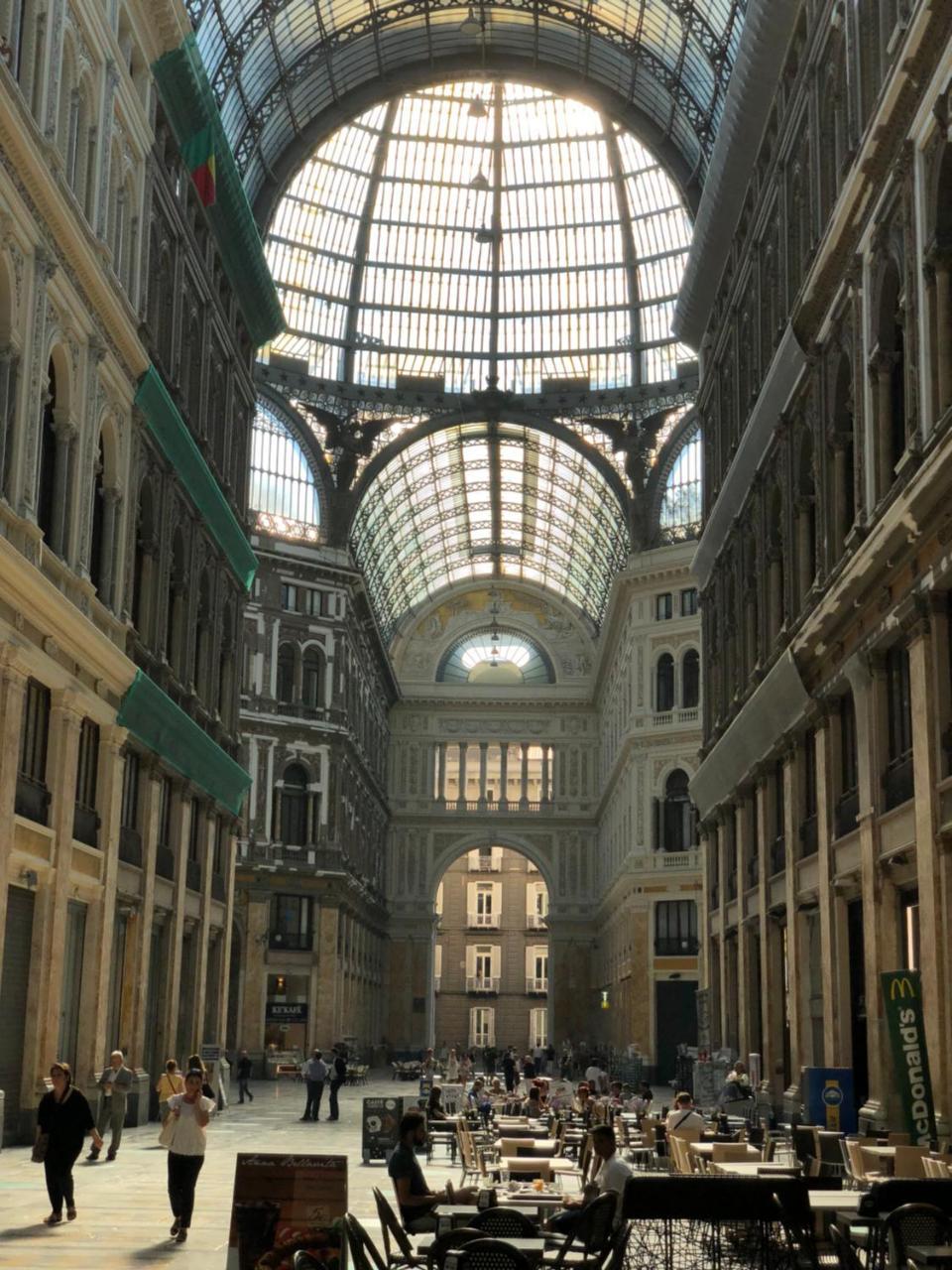 Caruso Place Boutique & Wellness Suites Napoli Bagian luar foto
